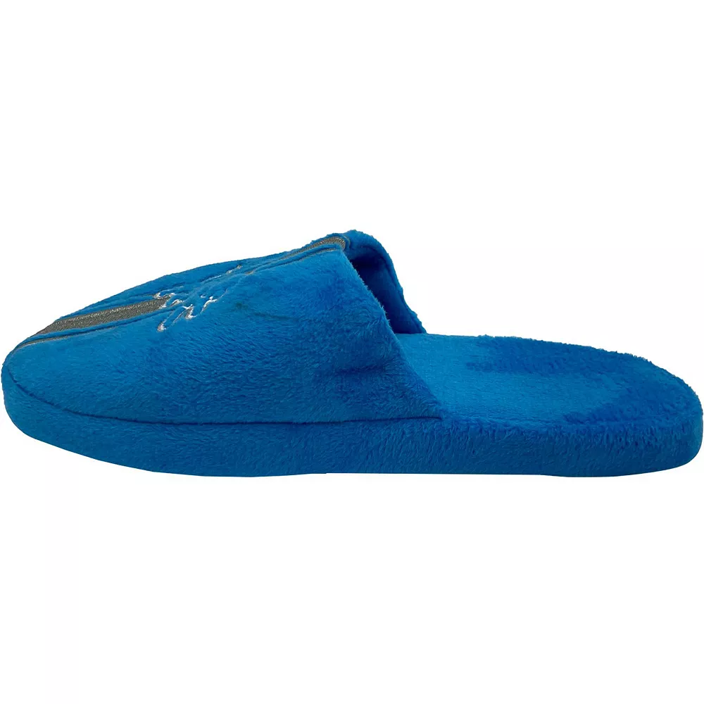 Men's FOCO Detroit Lions Striped Team Slippers 5 Men's FOCO Detroit Lions Striped Team Slippers - Image 3