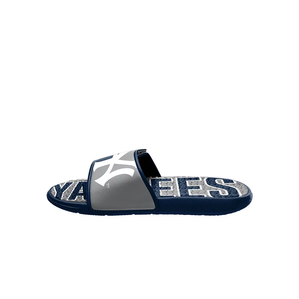 Men's FOCO New York Yankees Logo Gel Slide Sandals 5 Men's FOCO New York Yankees Logo Gel Slide Sandals - Image 3